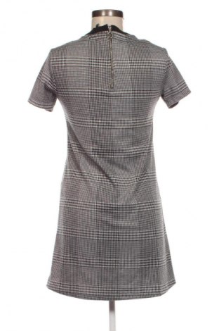 Šaty  Stradivarius, Velikost S, Barva Vícebarevné, Cena  149,00 Kč