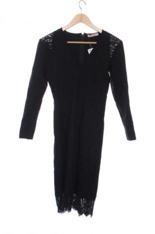 Рокля TWINSET, Размер M, Цвят Черен, Цена 101,67 €