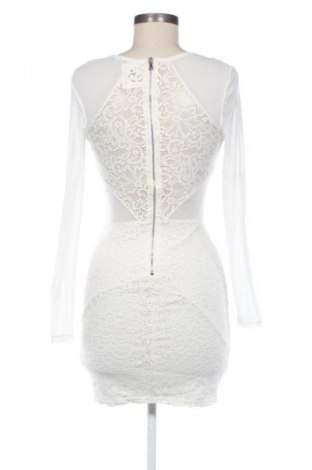 Šaty  Tally Weijl, Velikost M, Barva Bílá, Cena  149,00 Kč