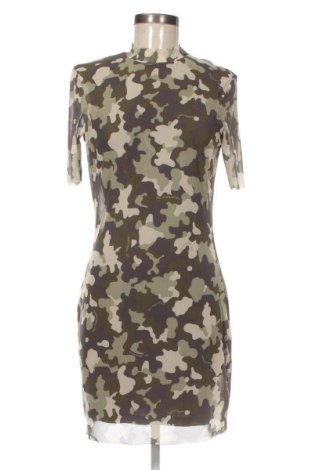 Šaty  Tommy Jeans, Velikost M, Barva Vícebarevné, Cena  717,00 Kč