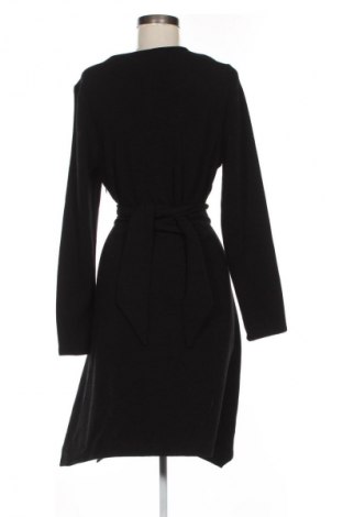 Šaty  Top Secret, Velikost M, Barva Černá, Cena  199,00 Kč