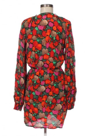 Sukienka Alix The Label, Rozmiar M, Kolor Kolorowy, Cena 79,99 zł