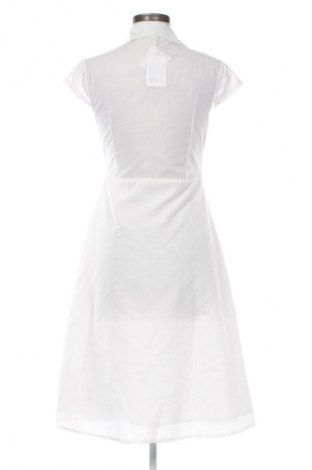 Kleid Unbranded, Größe M, Farbe Weiß, Preis € 39,99