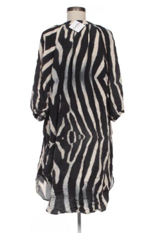 Sukienka V Milano, Rozmiar XL, Kolor Kolorowy, Cena 36,99 zł