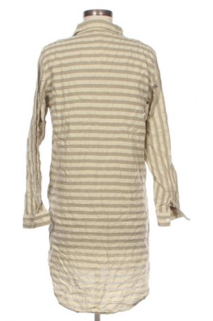 Рокля VILA, Размер M, Цвят Многоцветен, Цена 10,73 €