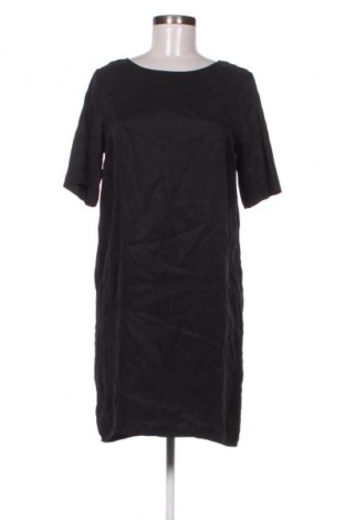 Šaty  VILA, Velikost S, Barva Černá, Cena  397,00 Kč
