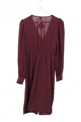Рокля Vero Moda, Размер M, Цвят Червен, Цена 7,66 €