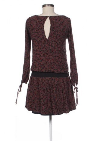 Kleid Vero Moda, Größe XS, Farbe Mehrfarbig, Preis € 13,81