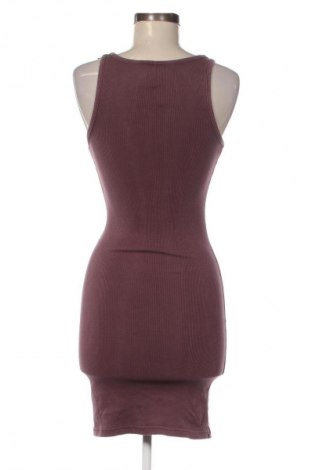 Šaty  Weekday, Veľkosť XS, Farba Ružová, Cena  12,95 €