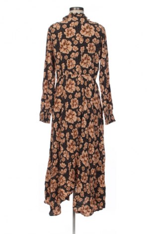 Ruha Y.A.S, Méret M, Szín Sokszínű, Ár 47 839 Ft