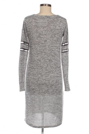 Šaty  Yfl Reserved, Velikost M, Barva Šedá, Cena  566,00 Kč