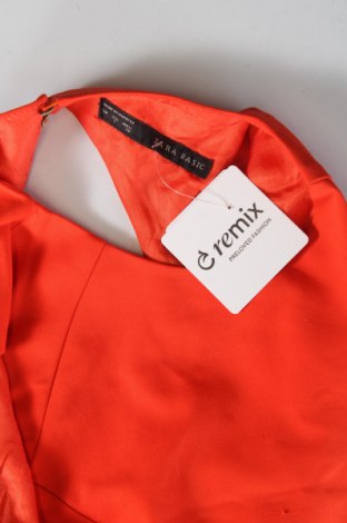 Rochie Zara, Mărime S, Culoare Roșu, Preț 72,00 Lei