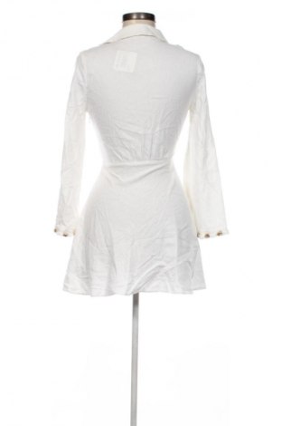 Рокля Zara, Размер XS, Цвят Бял, Цена 9,20 €