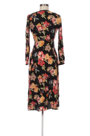Рокля Zara, Размер S, Цвят Многоцветен, Цена 14,31 €