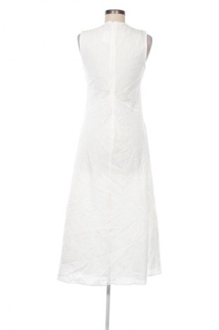 Рокля Zara, Размер S, Цвят Бял, Цена 15,84 €