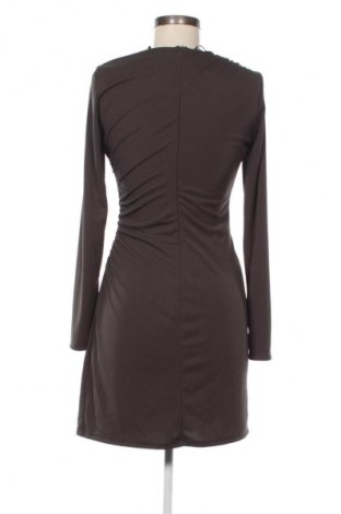 Kleid Zara, Größe M, Farbe Grün, Preis 13,99 €