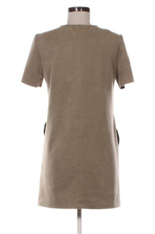 Рокля Zara, Размер S, Цвят Зелен, Цена 9,20 €