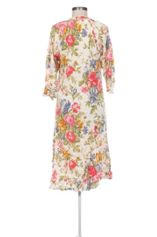 Рокля Zara, Размер XS, Цвят Многоцветен, Цена 17,00 €