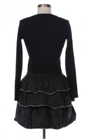 Ruha Zara, Méret L, Szín Fekete, Ár 8 393 Ft