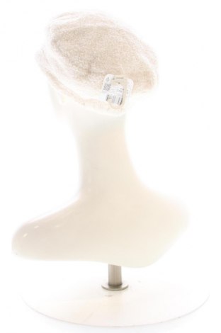 Căciulă LC Waikiki, Culoare Ecru, Preț 62,56 Lei