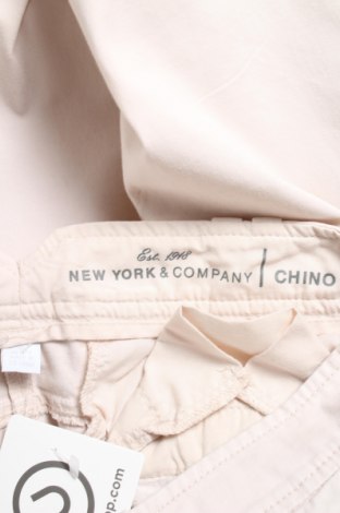 Дамски панталон New York & Company, Размер M, Цвят Бежов, Цена 20,40 лв.