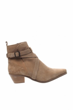 Botine de damă ASOS, Mărime 44, Culoare Bej, Preț 90,19 Lei