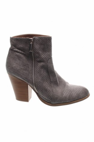 Дамски боти Justfab, Размер 40, Цвят Сив, Цена 69,00 лв.