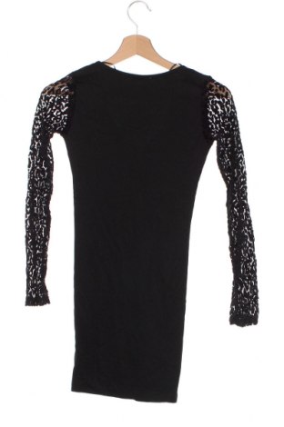 Šaty  Pull&Bear, Velikost XS, Barva Černá, Cena  717,00 Kč