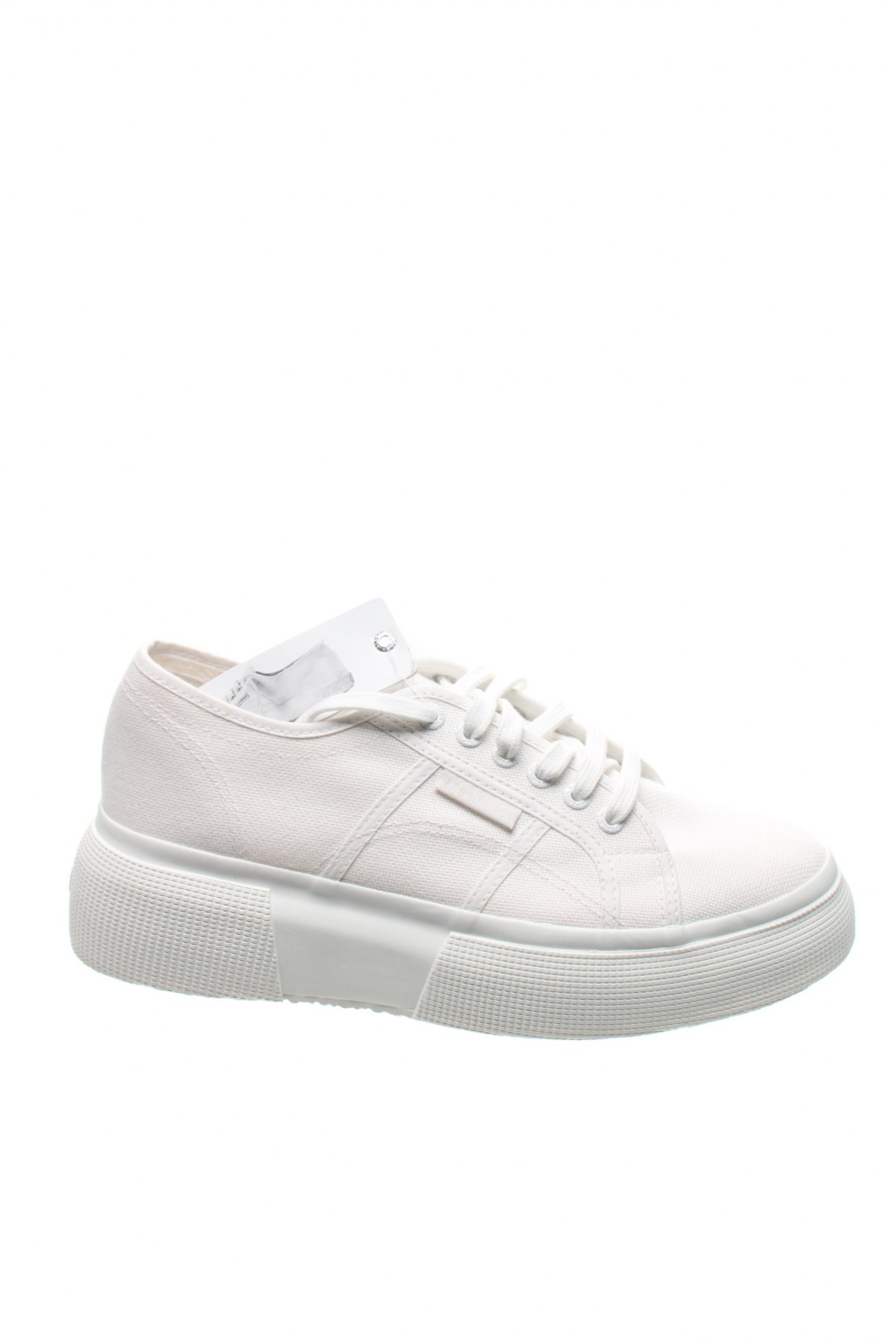 Дамски обувки Superga, Размер 41, Цвят Бял, Цена 60,06 лв.