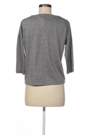 Дамска блуза, Размер M, Цвят Сребрист, Цена 18,82 лв.