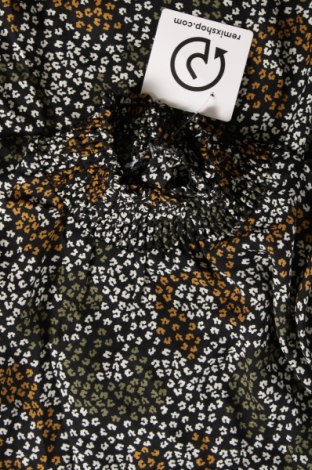 Bluză de femei, Mărime M, Culoare Multicolor, Preț 11,25 Lei