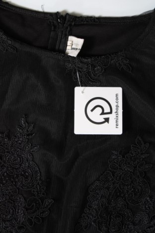 Дамска блуза, Размер S, Цвят Черен, Цена 19,55 лв.