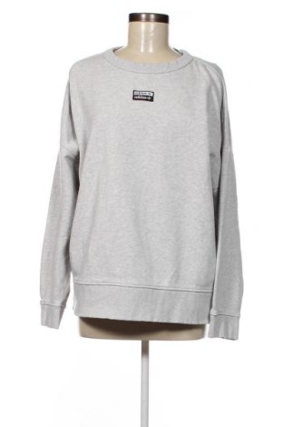Damen Shirt Adidas Originals, Größe XL, Farbe Grau, Preis 22,85 €