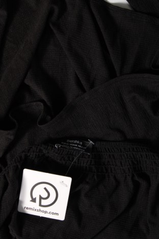Damen Shirt Bershka, Größe M, Farbe Schwarz, Preis 2,12 €