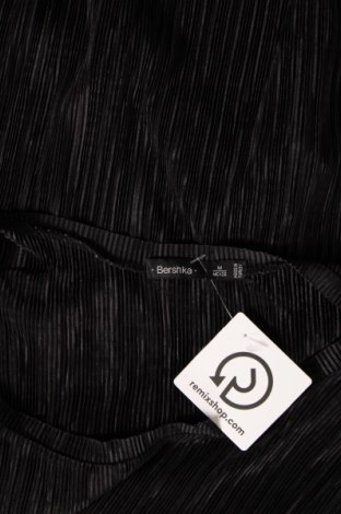 Дамска блуза Bershka, Размер M, Цвят Черен, Цена 4,56 лв.