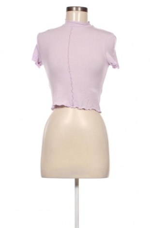 Дамска блуза Bershka, Размер S, Цвят Лилав, Цена 8,37 лв.
