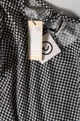Damen Shirt Blend She, Größe XS, Farbe Mehrfarbig, Preis 3,34 €