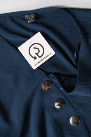 Γυναικεία μπλούζα Blind Date, Μέγεθος M, Χρώμα Μπλέ, Τιμή 2,59 €