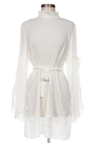 Damen Shirt Boohoo, Größe L, Farbe Weiß, Preis 25,43 €