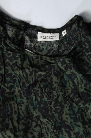 Γυναικεία μπλούζα Broadway, Μέγεθος M, Χρώμα Πολύχρωμο, Τιμή 2,94 €