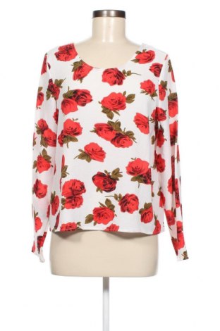 Дамска блуза Daphnea, Размер M, Цвят Многоцветен, Цена 4,80 лв.