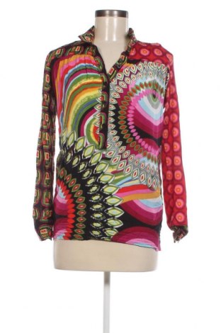 Дамска блуза Desigual, Размер S, Цвят Многоцветен, Цена 22,10 лв.