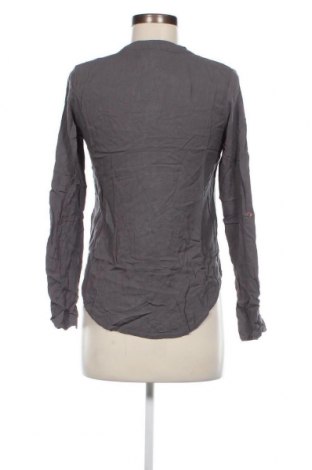 Damen Shirt Donnell, Größe S, Farbe Grau, Preis 2,25 €
