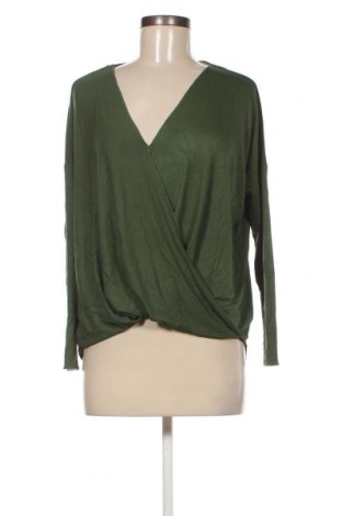 Γυναικεία μπλούζα Double Zero, Μέγεθος S, Χρώμα Πράσινο, Τιμή 3,42 €