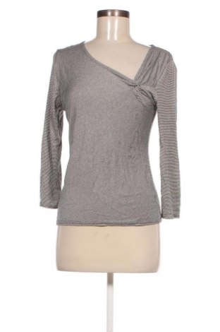 Γυναικεία μπλούζα East, Μέγεθος L, Χρώμα Πολύχρωμο, Τιμή 2,86 €