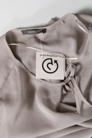 Γυναικεία μπλούζα Esprit, Μέγεθος S, Χρώμα Γκρί, Τιμή 2,67 €