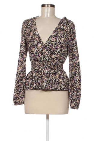 Дамска блуза Fb Sister, Размер M, Цвят Многоцветен, Цена 4,75 лв.