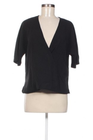 Γυναικεία μπλούζα French Connection, Μέγεθος M, Χρώμα Μαύρο, Τιμή 3,79 €