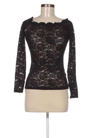 Γυναικεία μπλούζα Gina Tricot, Μέγεθος M, Χρώμα Μαύρο, Τιμή 2,97 €
