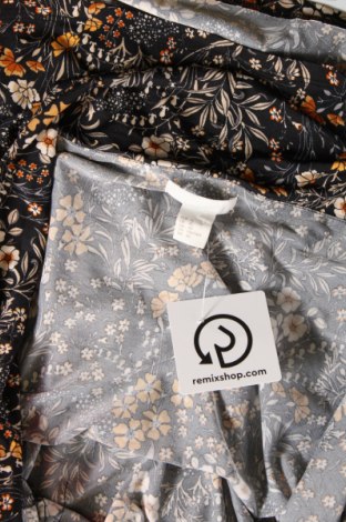 Γυναικεία μπλούζα H&M, Μέγεθος XL, Χρώμα Πολύχρωμο, Τιμή 2,00 €
